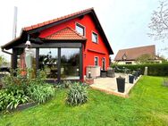 Wohntraum in ländlicher Lage /Einfamilienhaus/Einliegerwohnung/gehobene Ausstattung/ Kamin/Terrasse/toll angelegtes Grundstück/XXL Garage/ Carport - Oberwiera