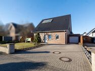 Großzügiges Zweifamilienhaus: Ideal für Familien mit Platz für mehrere Generationen - Gütersloh