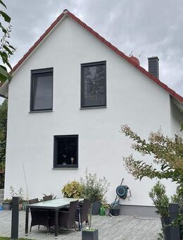 Modernes Haus in ruhiger Lage - Nienburg (Saale)