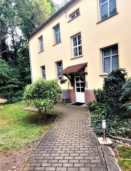 Schöne Erdgeschosswohnung in ruhiger Lage - Bitterfeld-Wolfen