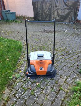 Stihl Kehrmaschine - Langenhagen
