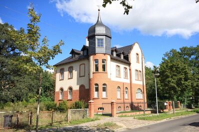 Bildschöne 2,5 Zimmer-Dachgeschosswohnung von 1906 mit Loggia in Spitzenwohnlage von Finkenkrug