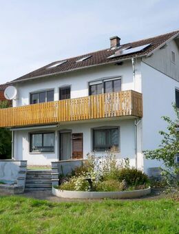 Einfamilienhaus mit großem Garten (Grundstück) in Adelsdorf - Adelsdorf