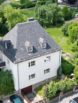 stilvolle Stadtvilla mit traumhaft schönem Garten - Hof