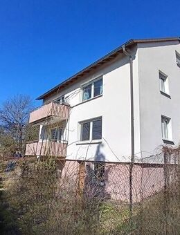 Zweifamilienhaus in schöner Lage mit Garten und Garage. - Waiblingen