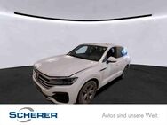 VW Touareg, 3.0 TDI R-Line, Jahr 2022 - Ladenburg