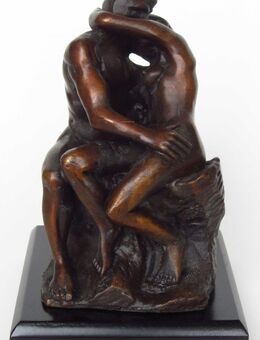 Rodin: „The Kiss“/„Der Kuss“ (Bronze-Reproduktion) - Münster