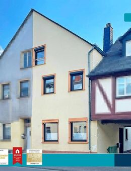 Osann Monzel: Wohnhaus mit Garage, Balkon, neuer Heizung 2023, inklusive Küche, frei ab sofort - Osann-Monzel