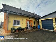 Attraktives Einfamilienhaus mit schönem Grundstück - Holzbach