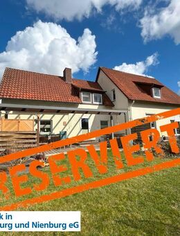 Ein- bis Zweifamilienhaus auf schönem Grundstück - Nienburg (Weser)