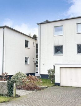 Bremen-Oberneuland: Ein Zuhause mit Platz zum Leben - ideal für Paare oder kleine Familien - Bremen