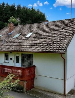 Familienglück auf zwei Etagen - ruhiges ZFH mit Garten und Potenzial - Holzkirchen (Regierungsbezirk Unterfranken)