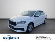 Skoda Fabia, 1.0 MPI Ambition, Jahr 2022 - Kirkel