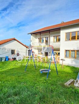 *** PROVISIONSFREI!! Teilmodernisiertes ZFH in TOP Lage von Arnstorf!! *** - Arnstorf