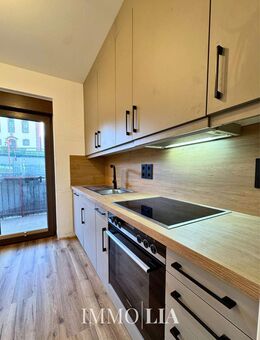 Renovierte 3 Zimmer Wohnung in Albrechts, EBK, Balkon, Bad mit Wanne - Suhl