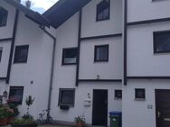 Große Eigentumswohnung in Bauart Reihenmittelhaus - Deidesheim