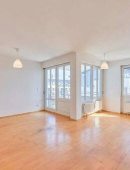 Bezugsfreie, Attraktive 2-Zimmer Wohnung mit Balkon ....... ruhige Lage - Taufkirchen (Landkreis München)