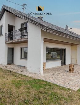 Charmantes Zweifamilienhaus in Rottenburg am Neckar - Modernisiert und bereit für Ihre Familie - Rottenburg (Neckar)