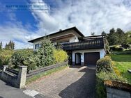 Freistehendes Einfamilienhaus mit Einliegerwohnung in schöner Waldrandwohnlage von Waldems-Esch - Waldems