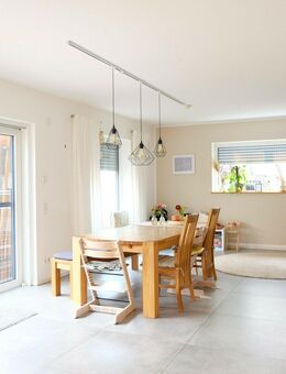 Büdingen! Modernes Baujahrjunges freistehendes Haus mit ca. 187m² Wohnfläche und 567m² Grundstück. - Büdingen