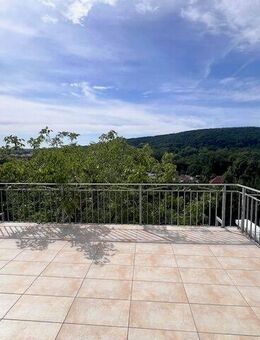 SB. St.Arnual - Helle,geräumige 3 1/2-ZKB-Wohnung mit großem Balkon und modernem Komfort in Höhenlage - Saarbrücken