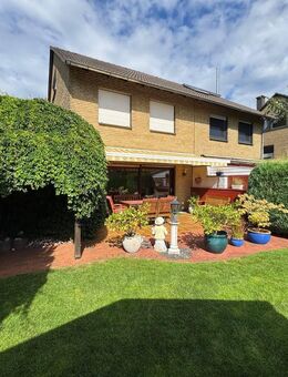 Gepflegte Doppelhaushälfte in Schloß Holte sucht Familie - Schloß Holte-Stukenbrock