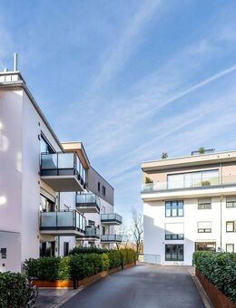 WOHNEN AN DER ALTEN BRAUEREI *Neuwertige 2-Zimmer-Wohnung mit Privatgarten in bester Lage* - Straubing