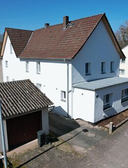 Kernsaniertes Einfamilienhaus mit separaten Garten in Lauenförde-Meinbrexen - Lauenförde