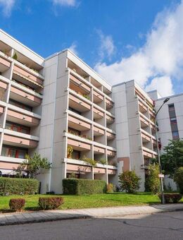 ***Heike Borchers Immobilien***Charmantes Nest in Unterhaching***Solide Kapitalanlage*** - Unterhaching