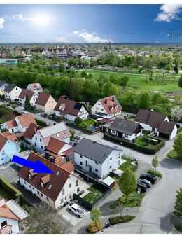 Gepflegte Doppelhaushälfte mit Südgarten, Garage und Nähe zum Stadtpark in ruhiger 30er Zone - Königsbrunn