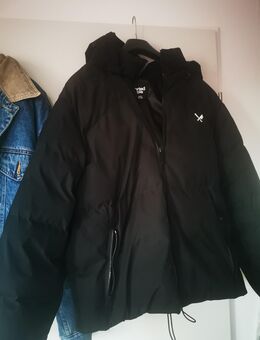 Herren Jeans Jacke gefüttert und eine schwarze Herren Jacke - München