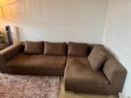 2-teiliges Sofa mit 4 Rückenkissen, braun - Berlin Mitte