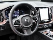 Volvo XC60, B4 (B) Plus Dark #Google, Jahr 2024 - München