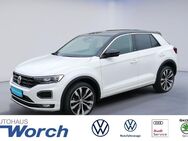 VW T-Roc, 1.5 TSI United R-Line, Jahr 2020 - Südharz