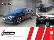 VW Golf Variant, 2.0 TDI Move, Jahr 2023 - Ulm