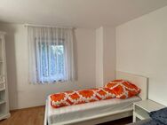 WG-Zimmer mit 2 Betten, TV, Internet, Gästeküche, Teilung Dusche/Wc, Waschmaschine, Trockner - Ludwigsburg