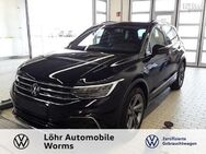 VW Tiguan, 2.0 TDI R-LINE, Jahr 2024 - Worms