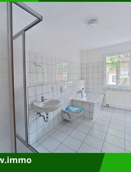 Helle und gemütliche 2-Raum-Wohnung in ruhiger Lage - ideal für Singles oder Paare - Köthen (Anhalt)