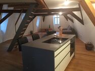 Renovierte möblierte/unmöblierte Altbauwohnung im Herzen von Kronberg - Kronberg (Taunus)