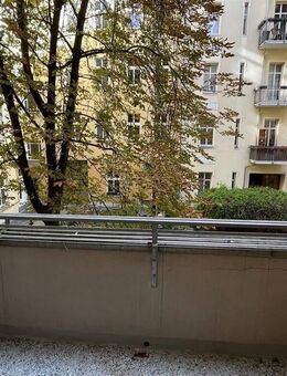 FREIE 2-ZI-WOHNUNG MIT BALKON IN ZENTRALER TOP-LAGE NAHE S-BHF. OSTKREUZ - Berlin