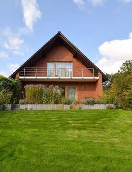 Auf weitläufigem Grundstück! Gepflegtes Einfamilienhaus mit vielen Vorzügen in Gifhorn. - Gifhorn