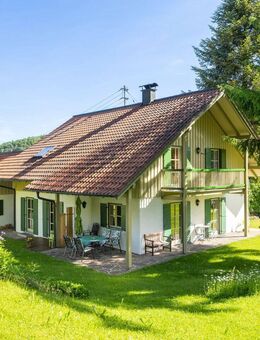 Seltene Gelegenheit und Rarität im Allgäu: EFH-Landhaus mitten in der Natur bei Ottobeuren! - Ottobeuren