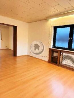 !!! ImmoPoint !!! FRISCH RENOVIERT !!! Aussergewöhnliche Wohnung mit großer Dachterasse - IS Heide (IP 4 WD 120) - Iserlohn