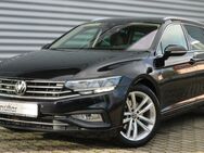 VW Passat Variant, Business, Jahr 2021 - Delitzsch