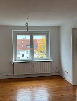 zentrumsnah 3,5 Zi. DG-Wohnung, An der Stadtfreiheit - Lübeck