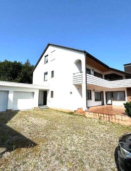 Großzügiges Zweifamilienhaus mit Doppelgarage - Aichach