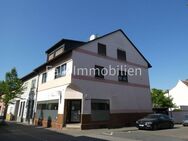 ***Ideal und zentral! 3 ZKB-Dachgeschoss + Einzelgarage in Wohn- und Geschäftshaus in Brühl*** - Brühl (Baden-Württemberg)