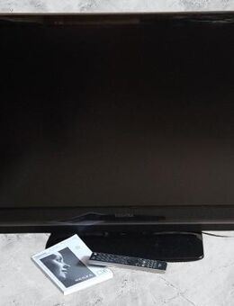 Großer Toshiba Regza 42RV555 DG LCD Color TV - Niederfischbach