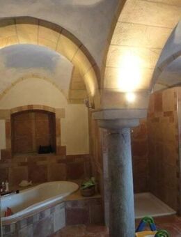 Großes Anwesen bestehend aus 2 Doppelhäusern im Ortskern - Untergriesbach