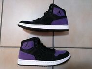 NEU: Nike air Jordan jumpman 41 lila violett schwarz